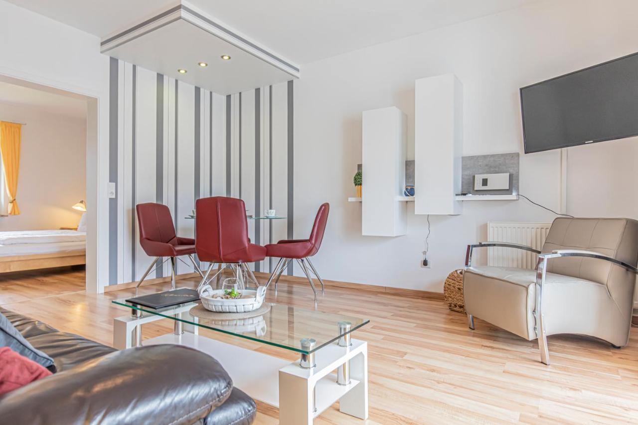 Nordic Hus Buesum Apartment Екстериор снимка